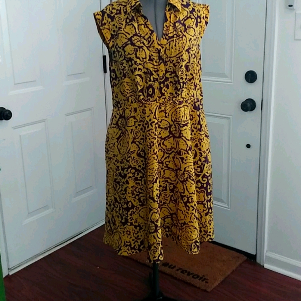 Adrianna Papell Yellow/purple Dress w Pockets sz16